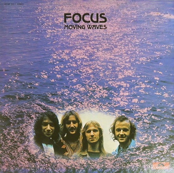 Focus - Moving Waves